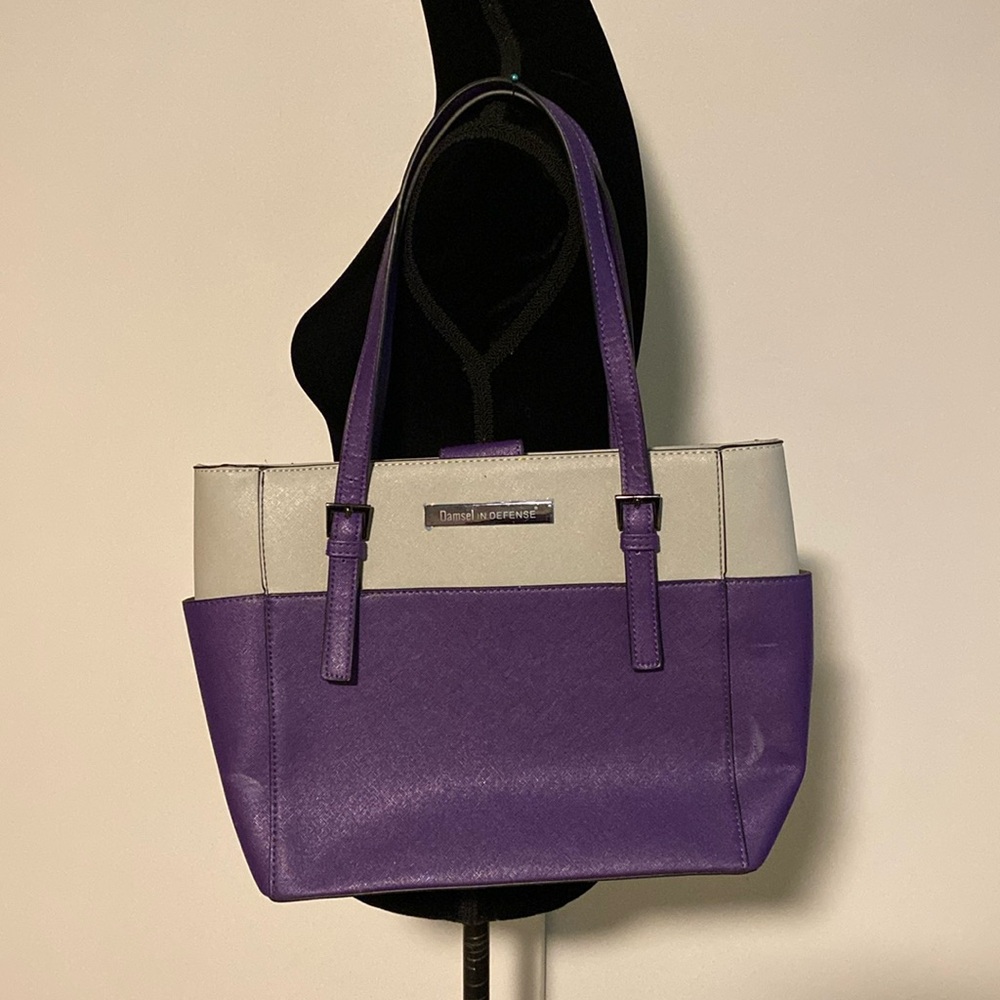 Conceal/Carry Handbag by Damsel in Defense